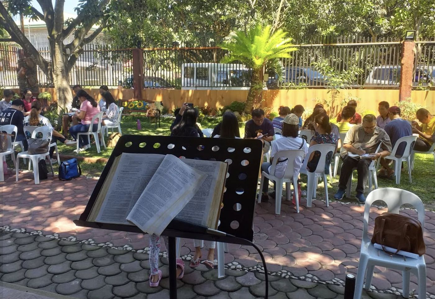 2017–2023 — Bible study in the Logos Point garden